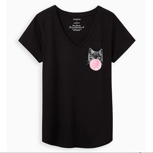 Torrid Black Cat Bubble Girlfriend V-Neck Tee